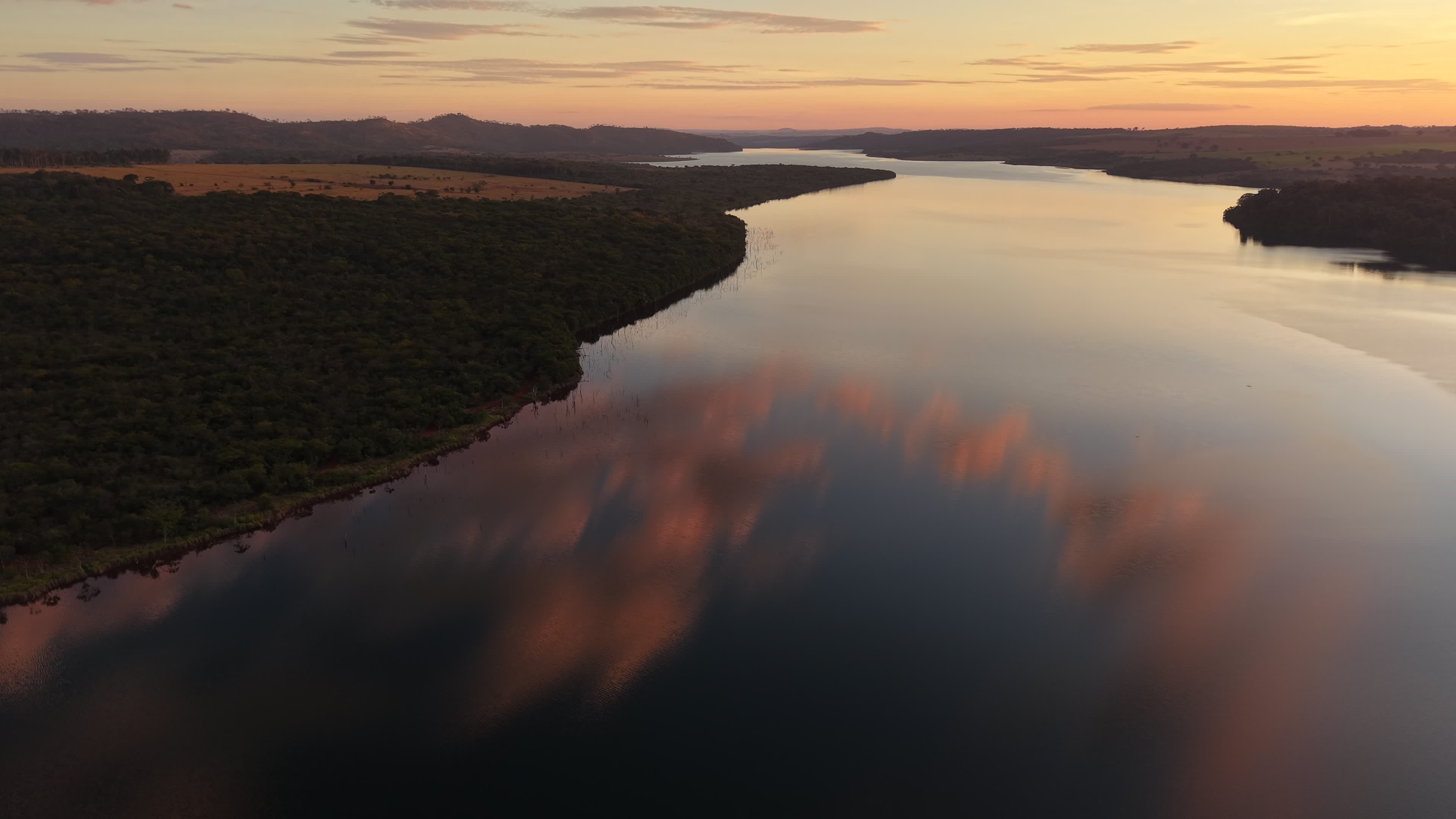GOIÂNIA - POR DO SOL - RIO JOÃO LEITE