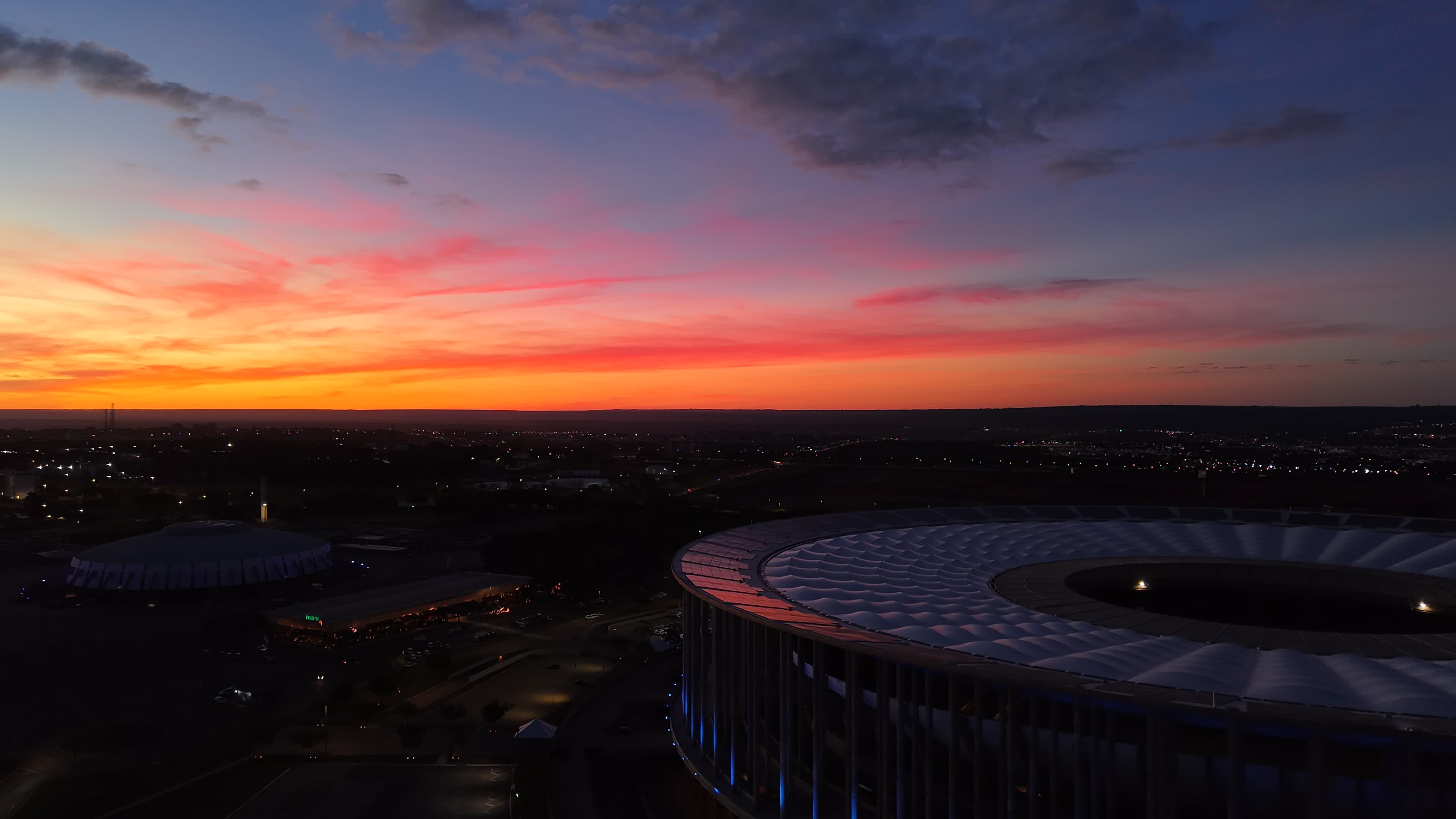 ESTÁDIO MANÉ GARRINCHA - POR DO SOL