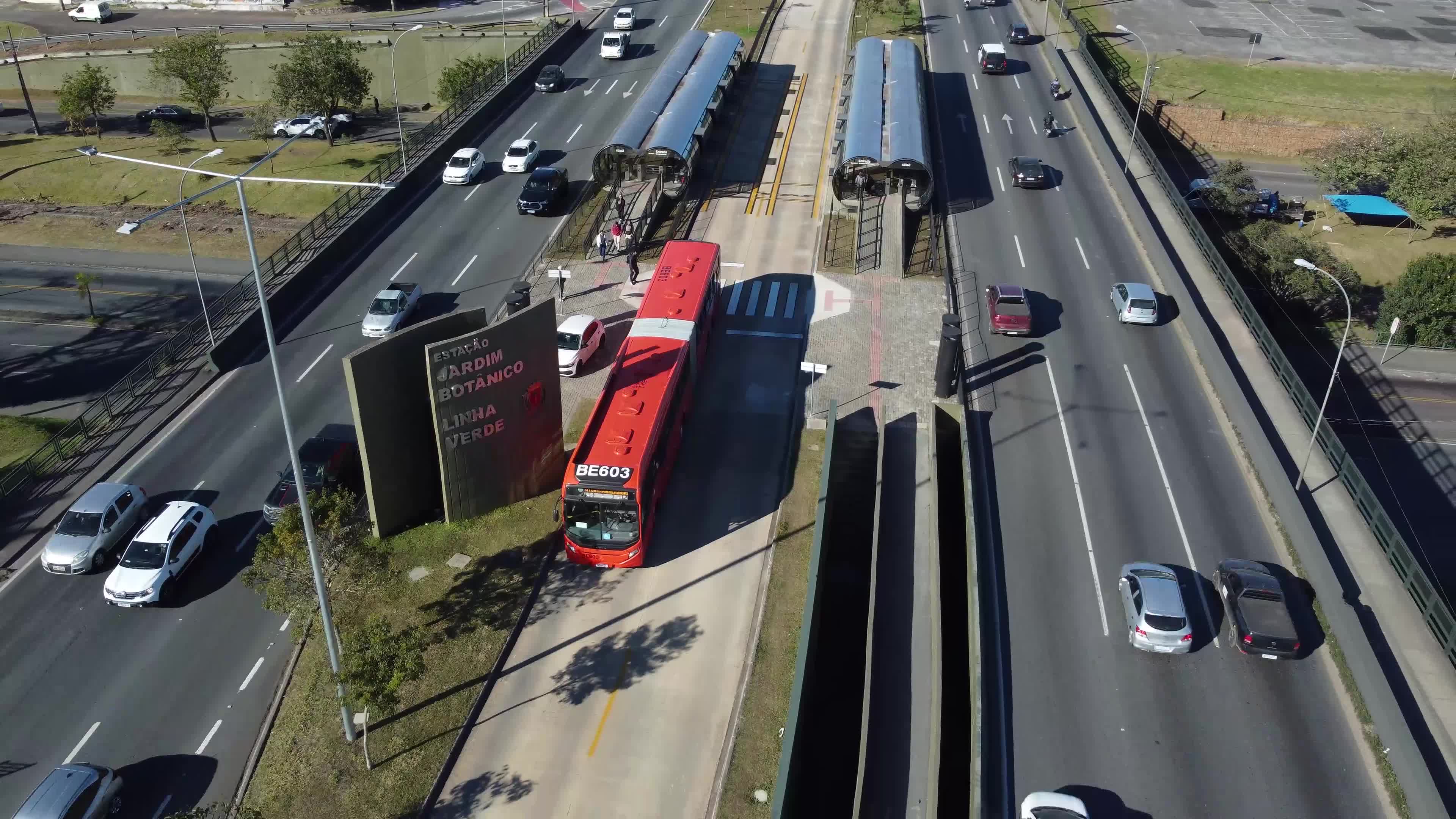Onibus Expresso (BRT) em Curitiba - Linha Verde
