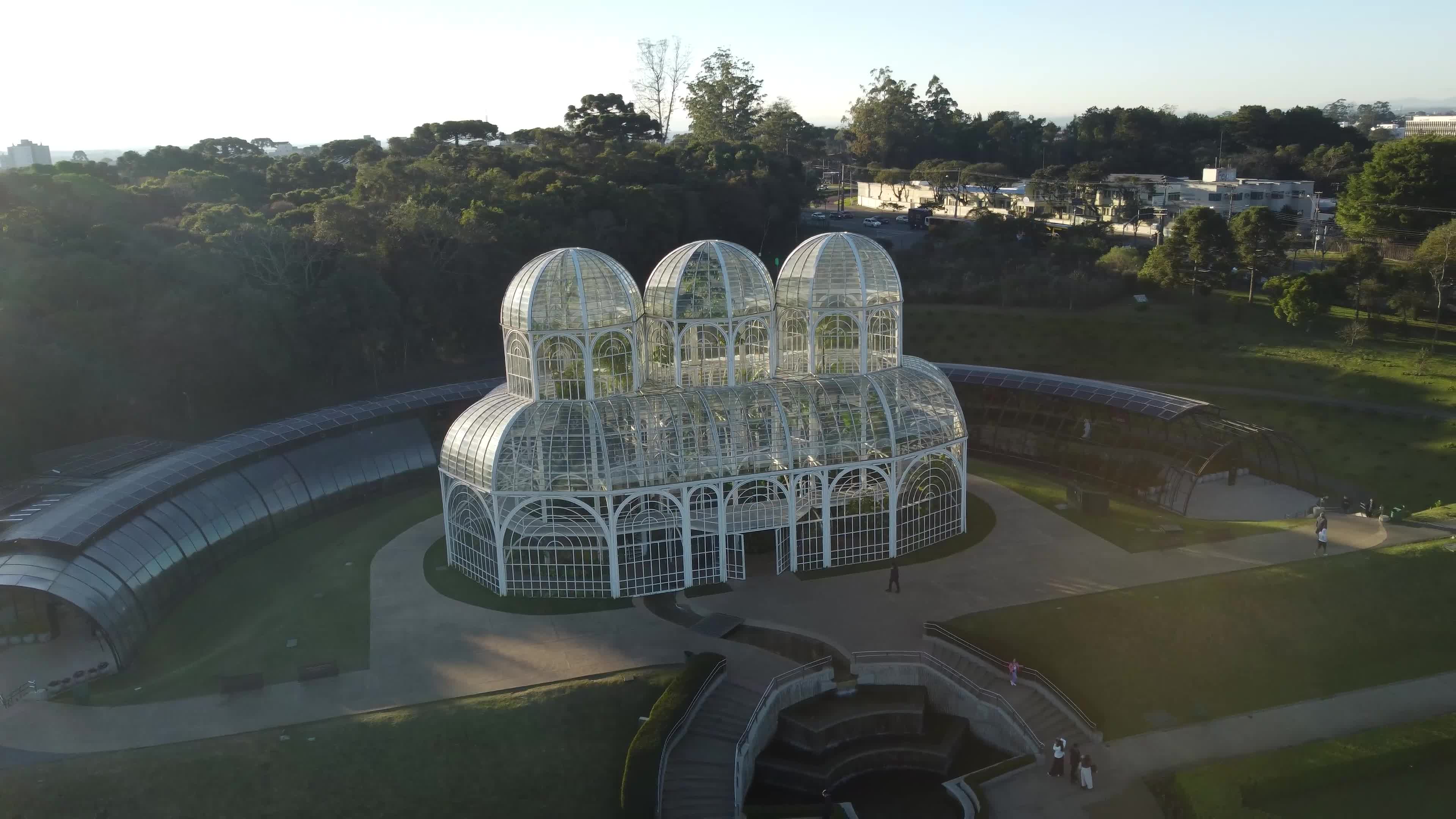 Orbitando o Jardim Botanico - Curitiba PR