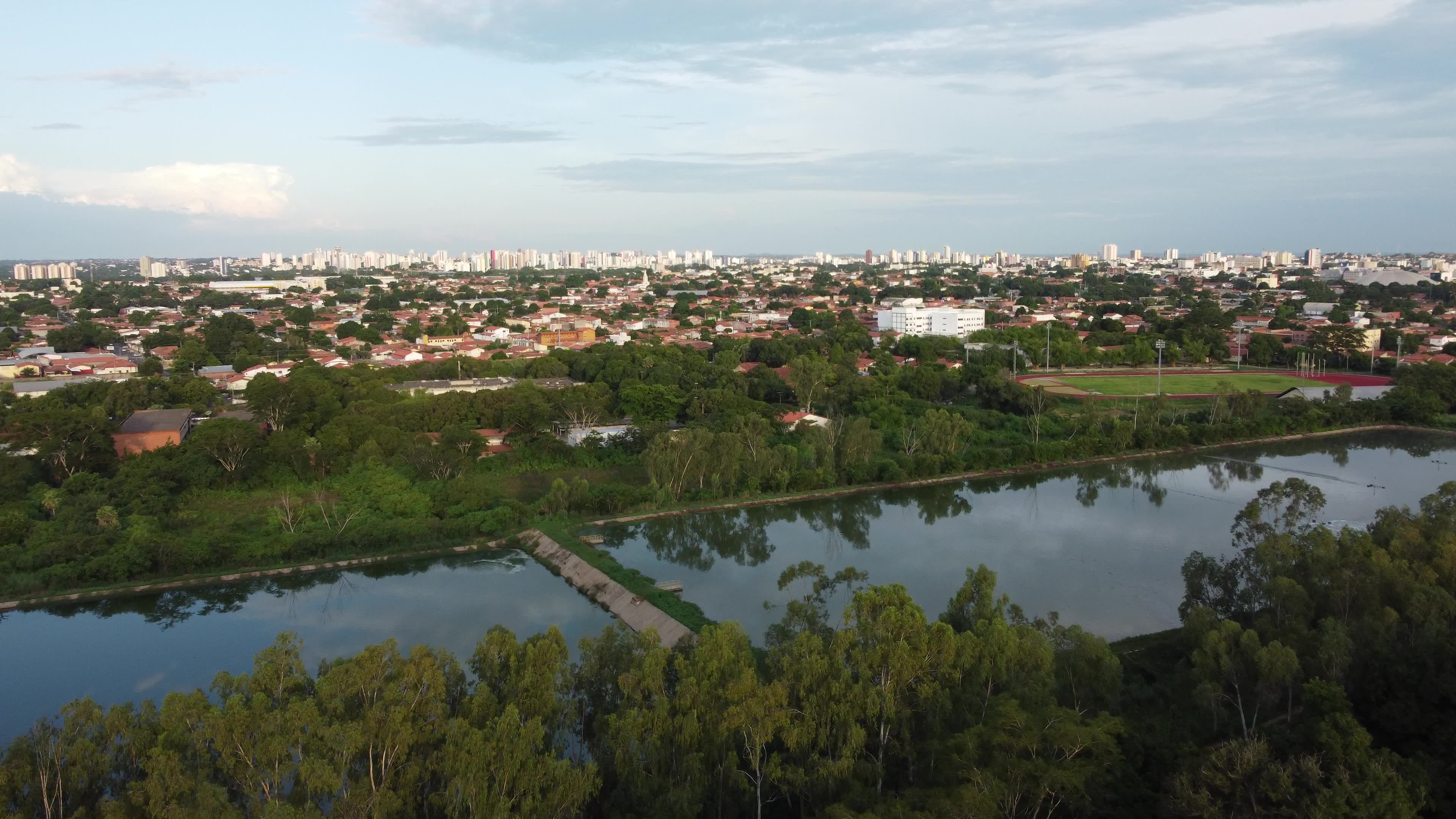 Revelaçao estação tratamento de agua e cidade