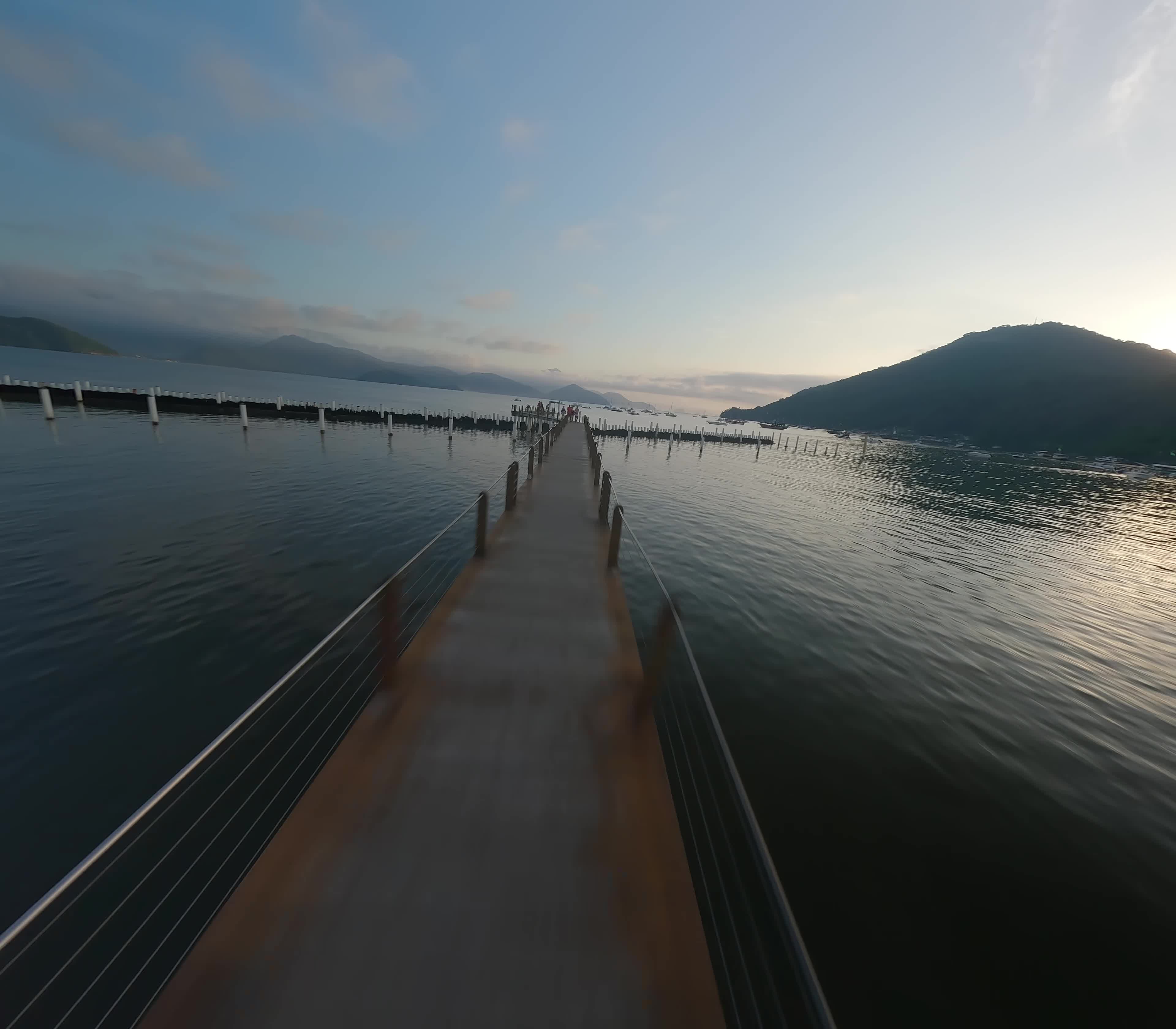 FPV - Letreiro Pier Itaguá - Ubatuba/SP