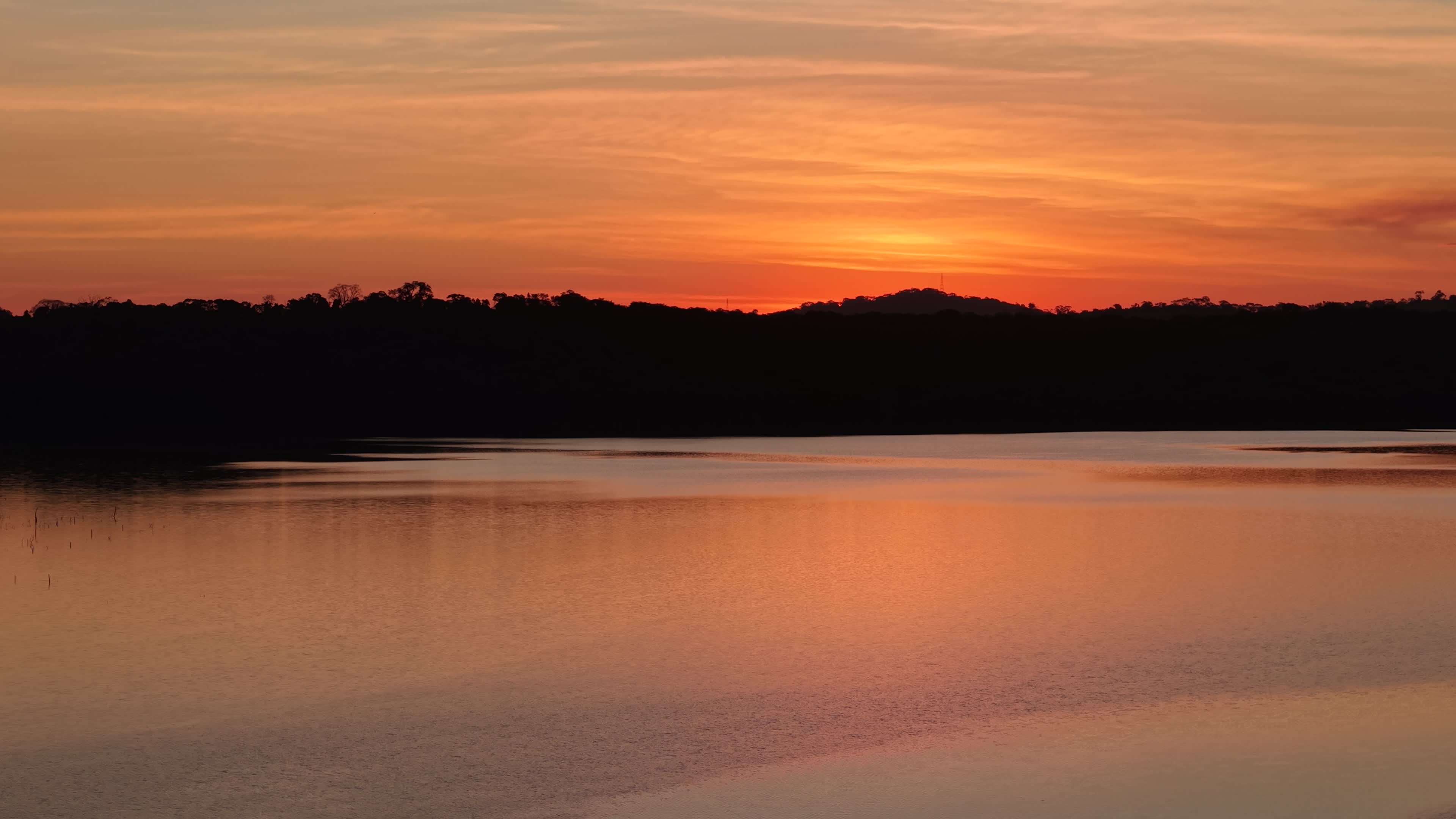 GOIÂNIA - POR DO SOL - RIO JOÃO LEITE
