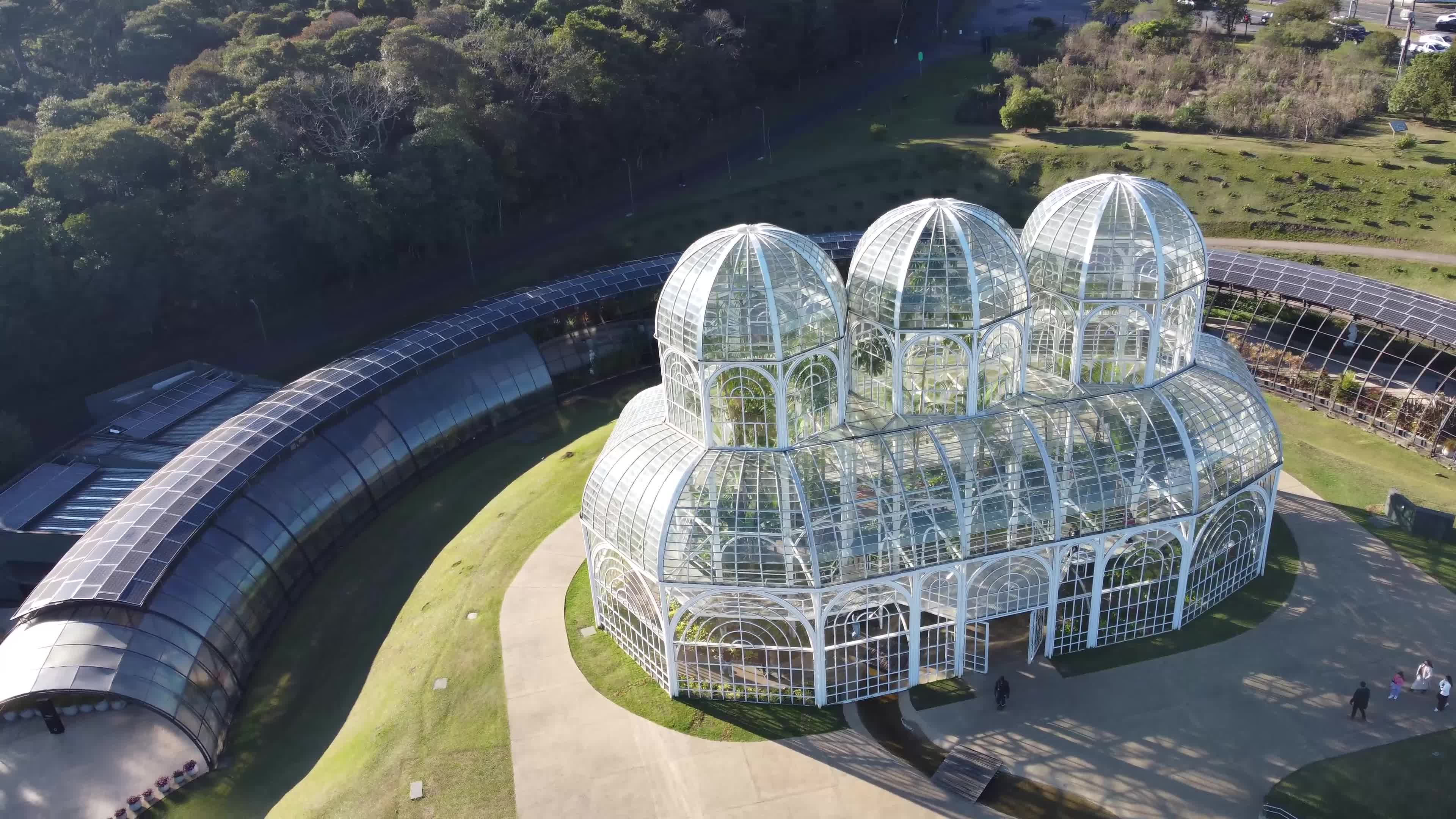 Orbitando a estufa do Jardim Botânico - Curitiba PR