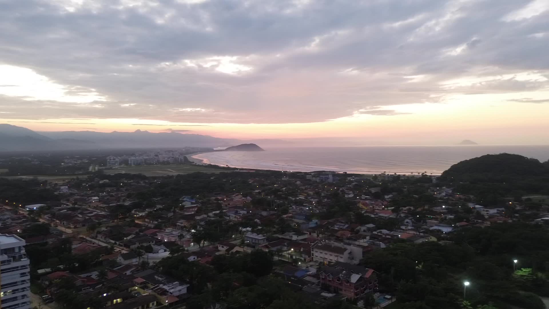 Amanhecer praia do Indaiá 2025