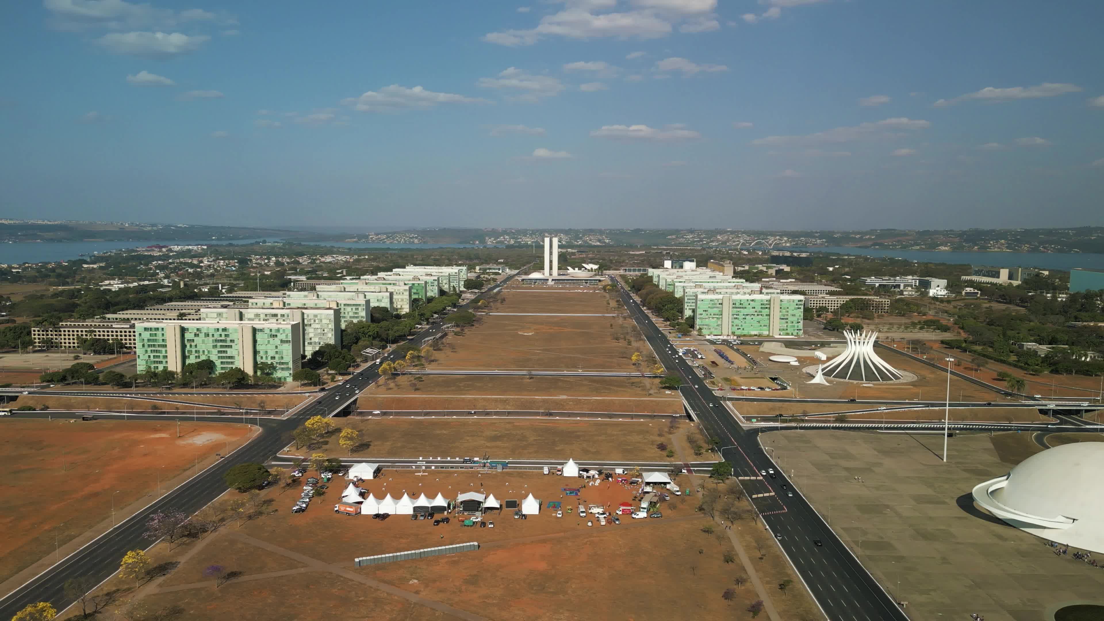 Esplanada dos Ministérios no período de seca